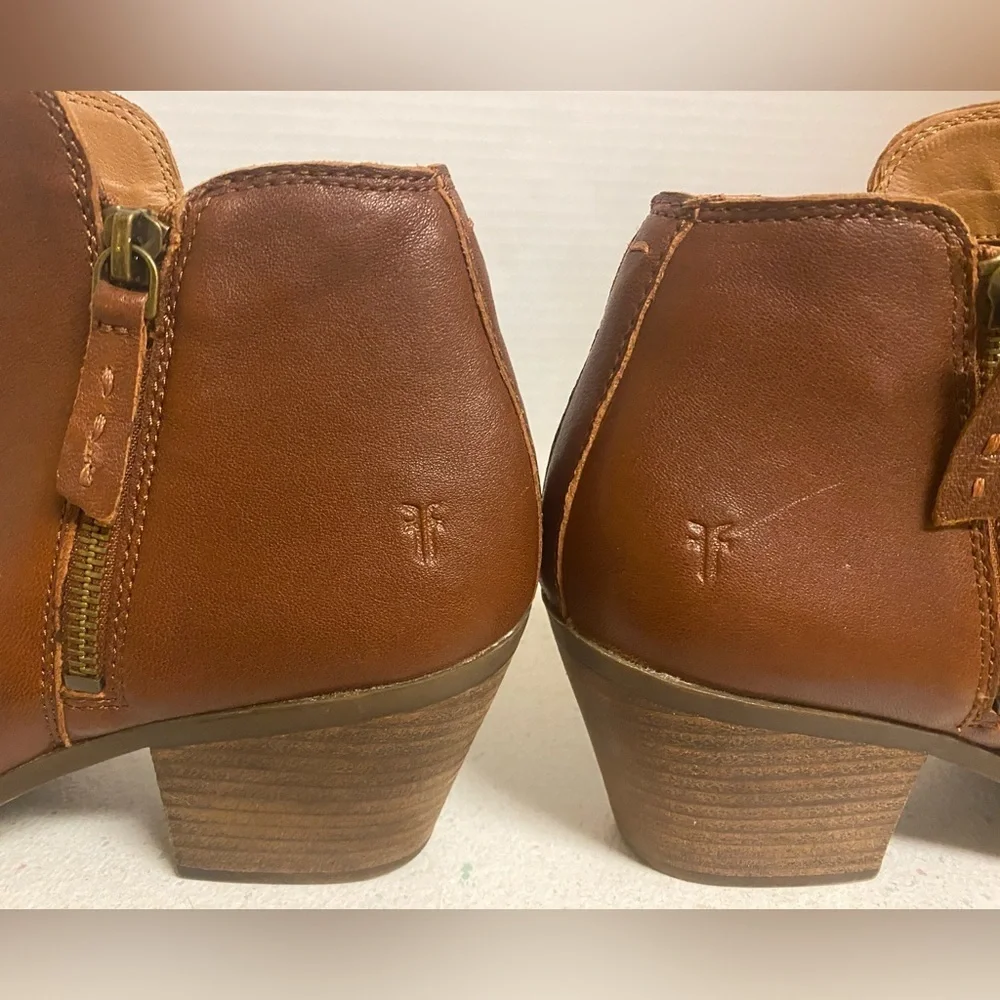 Frye Judith Double Zip Leather Ankle Boot Size 10